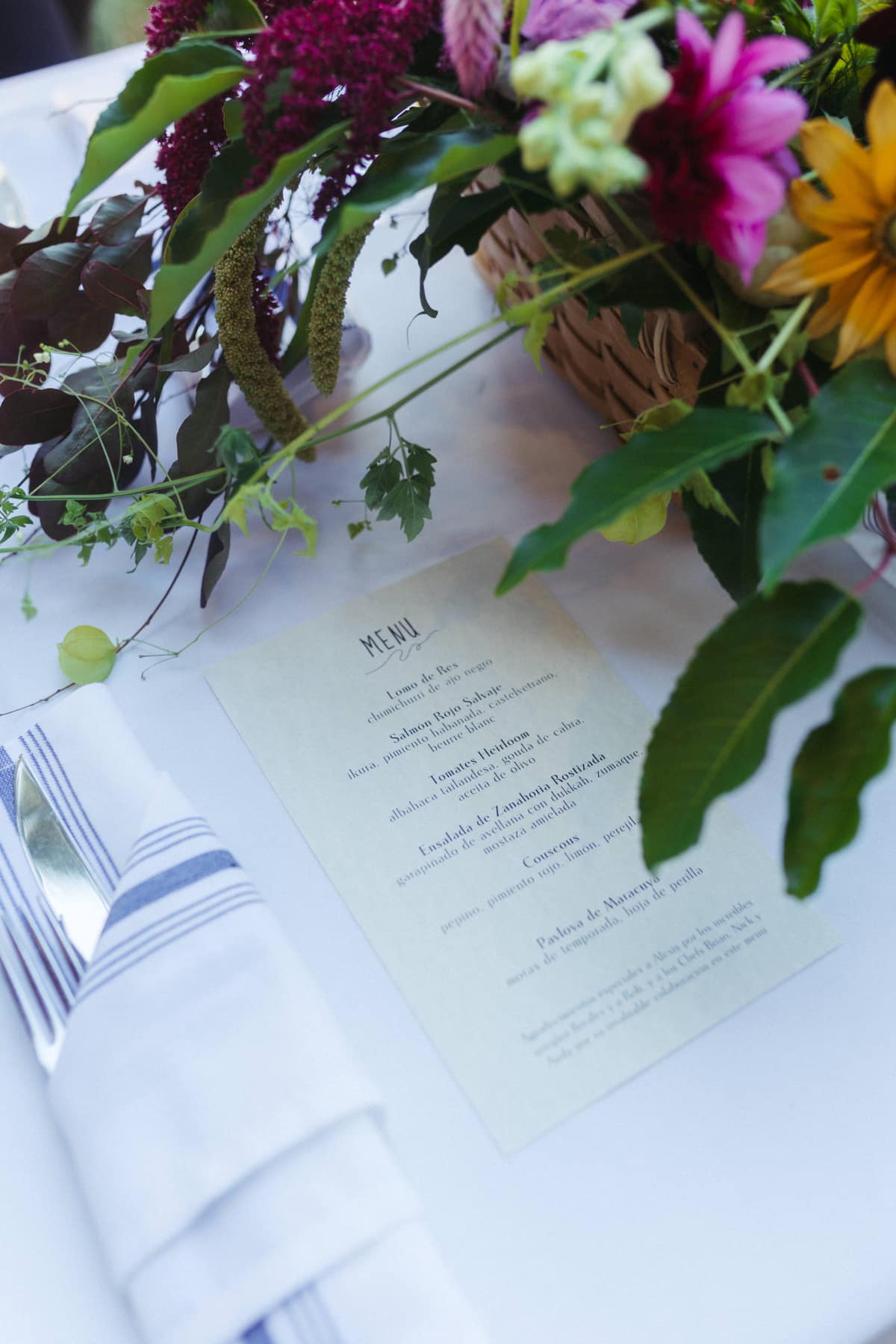 A sample dinner menu and table setting